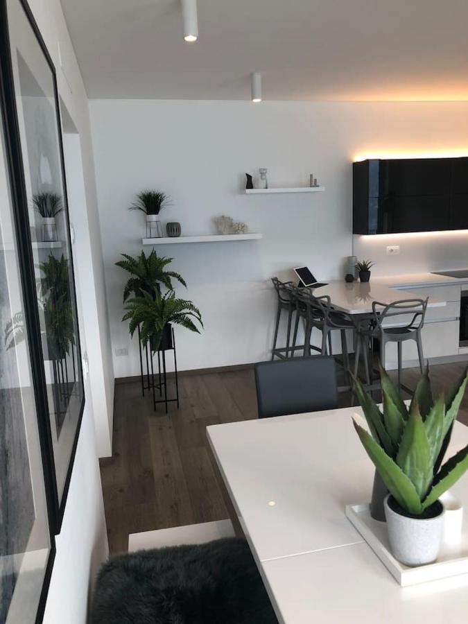 Apartamento Ulivi Luxury Loft & Pool - The House Of Travelers Carate Urio Exterior foto