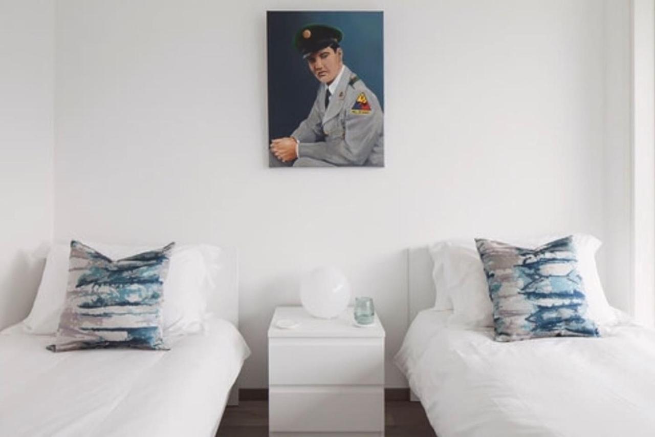 Apartamento Ulivi Luxury Loft & Pool - The House Of Travelers Carate Urio Exterior foto